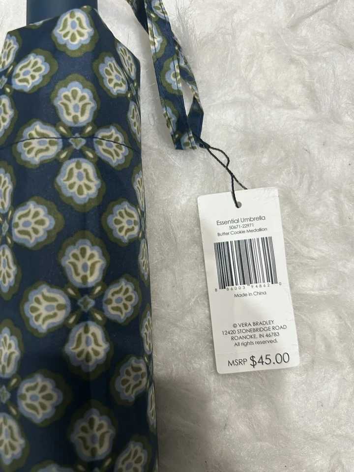 VERA BRADLEY ESSENTIAL UMBRELLA Butter Cookie Medallion NWT - Image 3 of 3