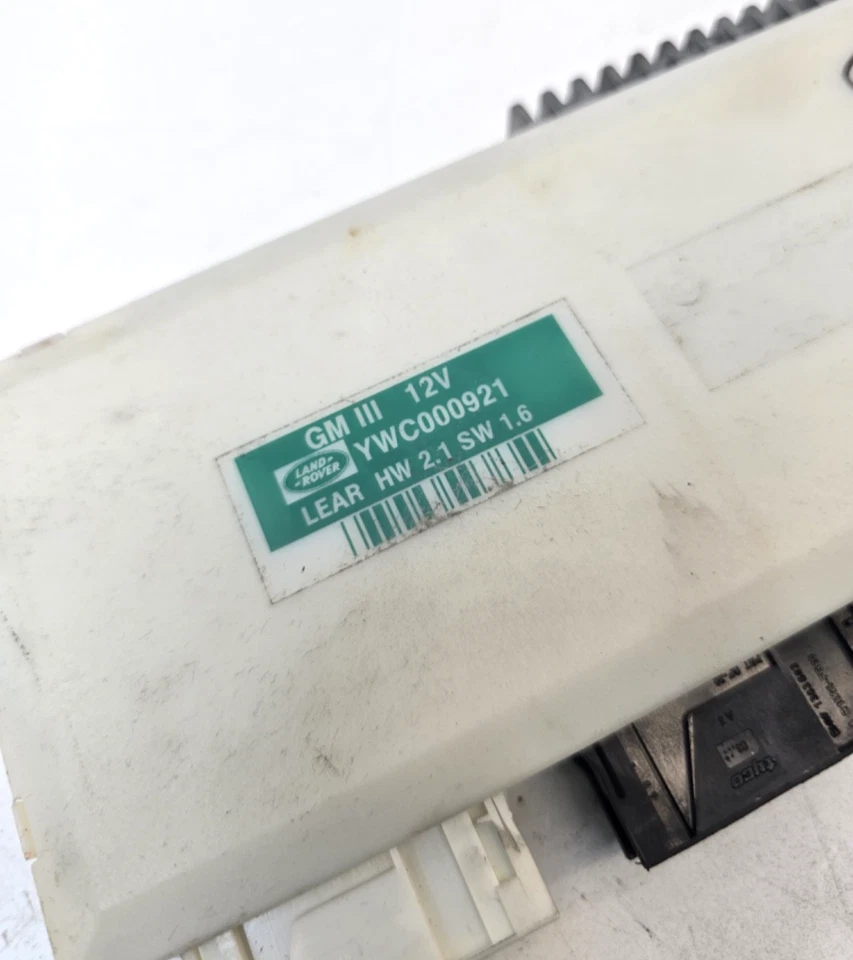 Módulo de control de carrocería Land Rover Range Rover L322 2005 YWC000921 OEM Foto 3 de 3