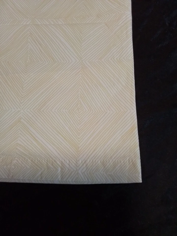 Funda de Almohada King Crate & Barrel Blanco Amarillo Algodón Ropa de Cama Moderna Decoración de Dormitorio Foto 4 de 4