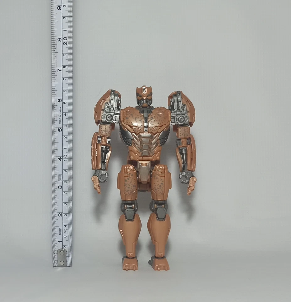 HASBRO 2023 TRANSFORMERS ROTB STUDIO SERIES 98 VOYAGER CHEETOR 100% COMPLETE - Image 2 of 4