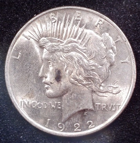 1922 P Silver Peace Dollar, problem free AU+ you get what you see in Photos