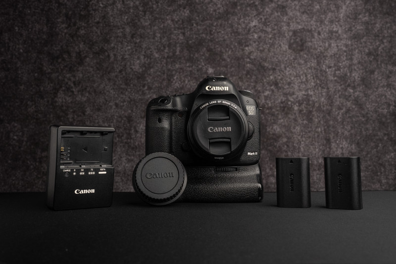 Canon EOS 5D Mark III - *Canon 50mm 1.4, Grip, 2 Batteries, Charger INCLUDED*