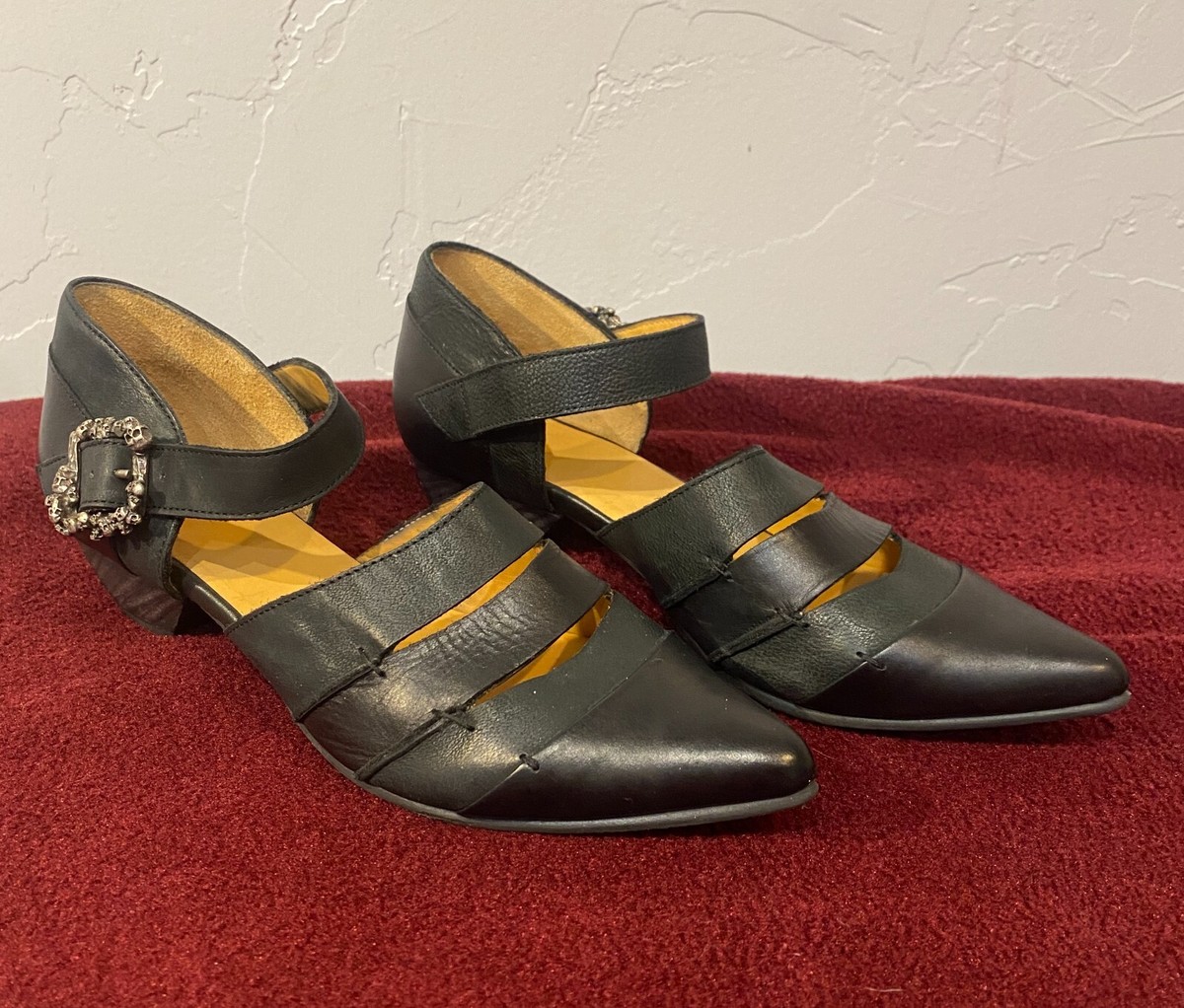John Fluevog womens shoes size 9 - Skull Buckle - Perfect
