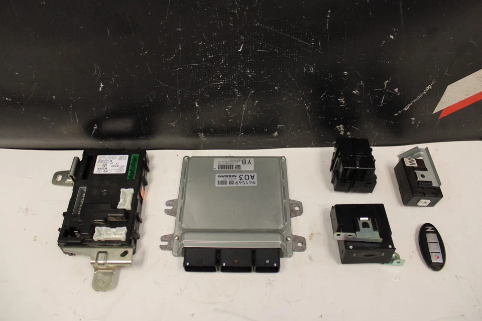 Nissan 370Z Nismo Z34 2011 cupé interruptor de encendido automático inmovilizador conjunto ecu Foto 2 de 4