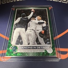 2022 Topps Update #US238 Dancing in Detroit /499 Green Foil, Baez & Grossman