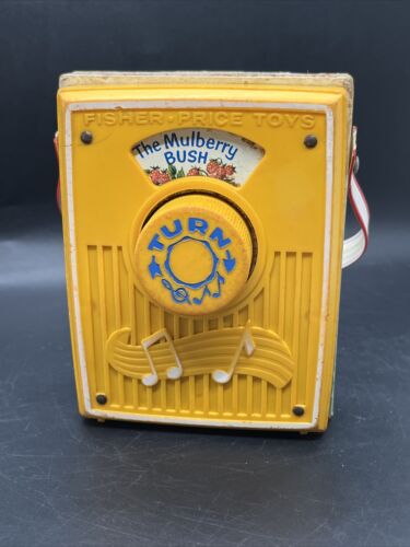 FISHER-PRICE  Wind-Up Music Box Pocket Radio #758 The Mulberry Bush 1970 - Picture 1 of 18