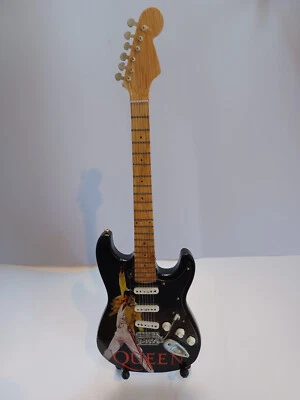 IRON MAIDEN QUEEN Freddie Mercury Black Miniature Tribute Guitar 25cm 10" w Stand REF6