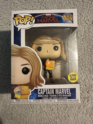 Funko Pop! Captain Marvel #444 Bobble-Head Glow in the Dark