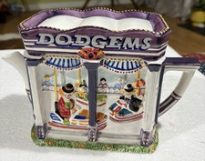 Tea pot Leonardo Large Teapot - Fairground Scene - Clowns On Dodgems
