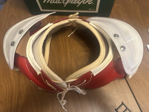 SET CALCIO VINTAGE ANNI 60 MAC GREGOR BART STARR GIOCO BAMBINI CASCO E SPALLINE - Foto 3 di 16