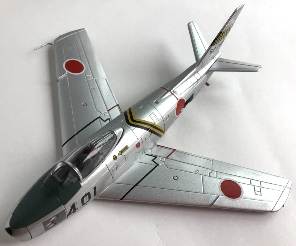 Hobby Master HA4304 North American F-86 Sabre 1st Sqn JASDF 1956 1:72 Diecast - Image 4 of 4