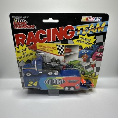 NASCAR RACING CHAMPIONS 1992 1:64 DU PONT JEFF GORDON NASCAR SEMI TRANSPORTER