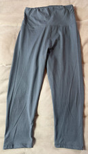 Unbranded Women's Gray Pull On High Rise Capri Yoga Leggings Size S/M