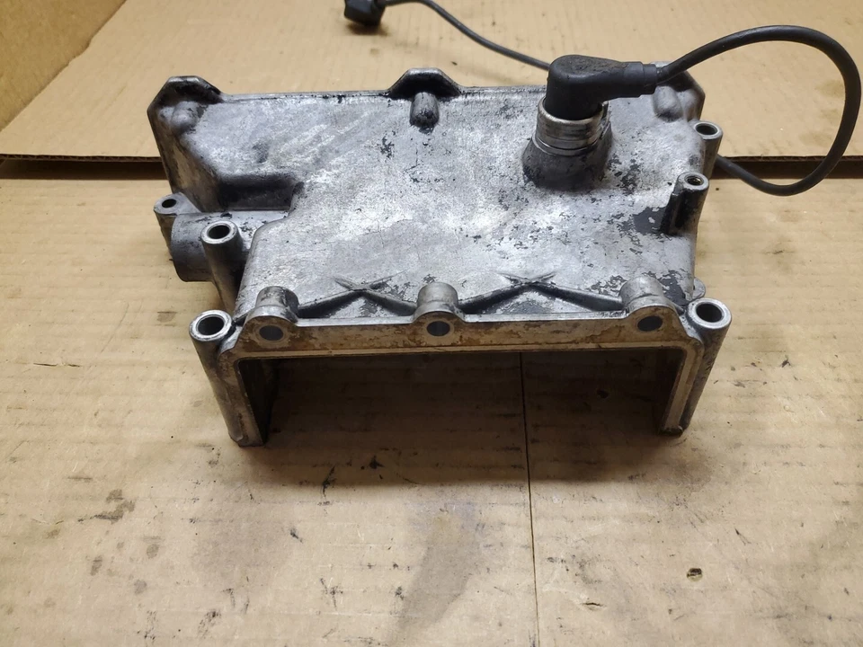 BMW 740i 1993 1994 4,0 L cubierta de distribución del motor derecho - 1729584 Foto 2 de 4