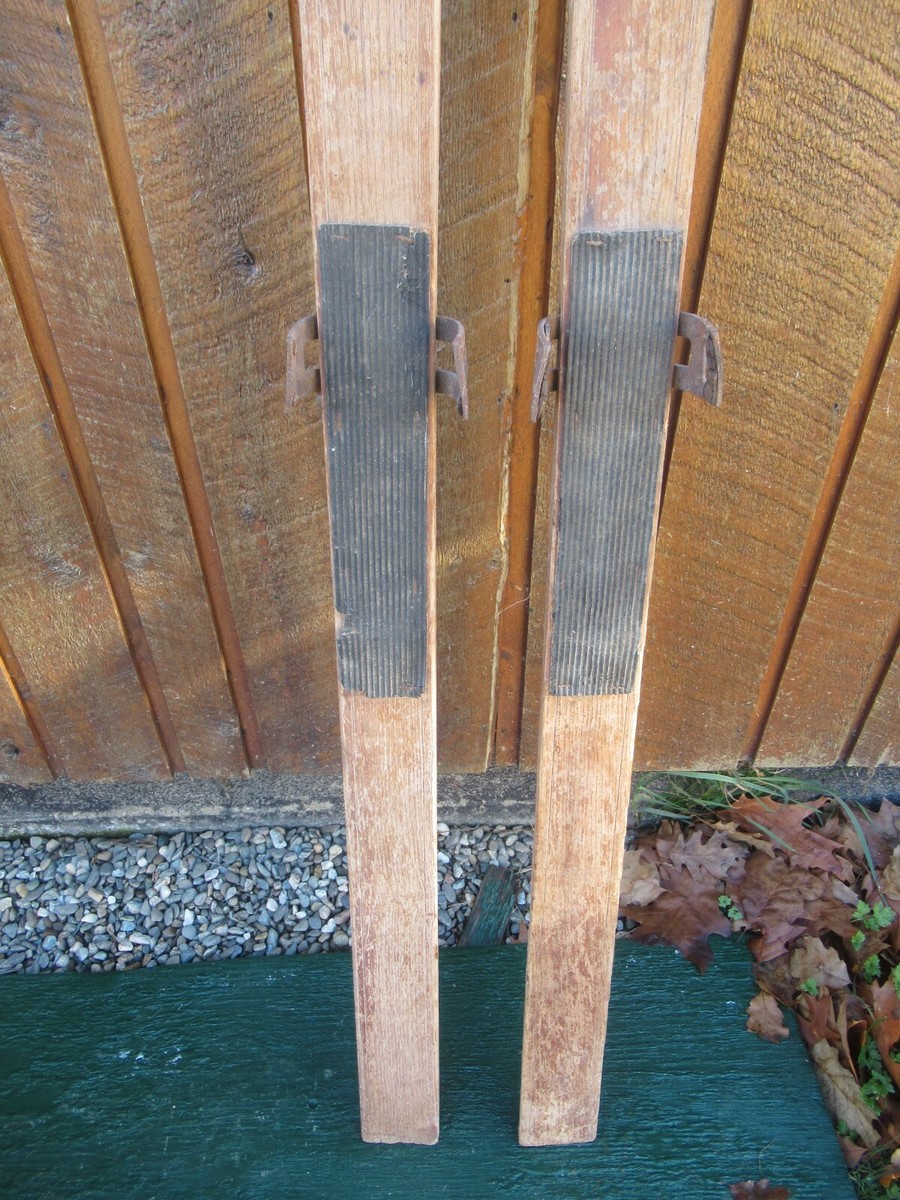 ANTIQUE Wooden Snow Skis 72