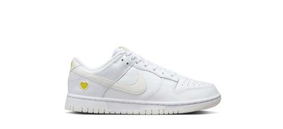Nike Dunk Low Valentine's Day - Yellow Heart Womens 7.5US