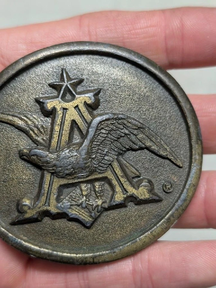 Vintage años 70 ANHEUSER BUSCH hebilla de cinturón LATÓN MACIZO cerveza vaquero occidental Foto 2 de 4