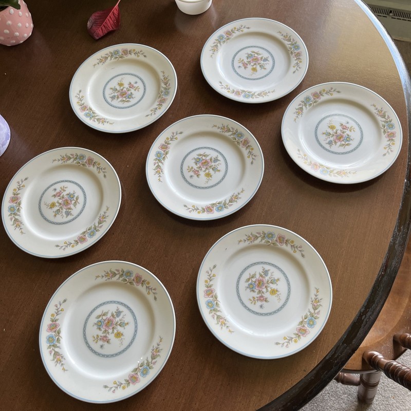 EKCO HOME PRODUCTS PRUDENCE FINE CHINA LUGANO-7 DESSERT PLATES-NEW