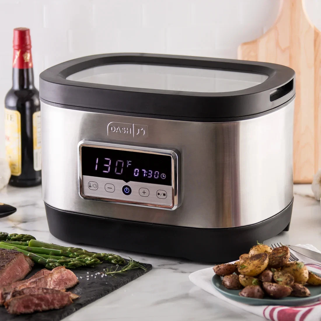Dash Chef Series Digital Sous Vide Cooker Stainless Steel 700W Precision Machine
Opens in a new wind