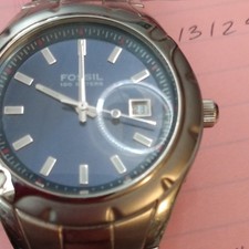 Fossil Women s Quartz 100m Blue Dial Date Stainless Steel Bracelet Watch