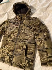 Under Armour Hunting Extreme Season Wool Insulated Barren Camo Jacket Mens SM 