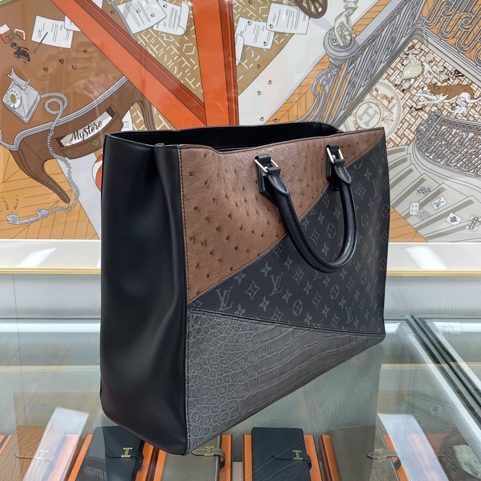 Louis Vuitton Limited Edition Eclipse Grands Sac … - image 5