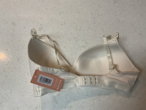 Third Love Bra SZ 32C EVENING SAND Wireless Padded Adjustable Hook&Eye Back NWT - Picture 2 of 2