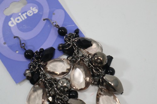 EEBOT Cluster dangle bead black smoke chain boho EARRINGS Claire's Jewelry - 第 2/5 張圖片