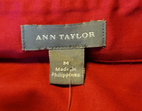 NWT New WOMENS ANN TAYLOR Fitted Fushia Blouse Collar V-Neck Side Zip MSRP $59 M - Picture 8 of 11