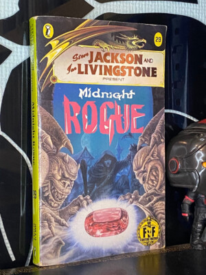 Fighting Fantasy 29 - Midnight Rogue 1987 - 1st Edition
