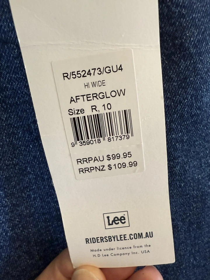 Brand New - Riders by Lee Jeans Size 10 Afterglow Hi Wide - image 4 of 4