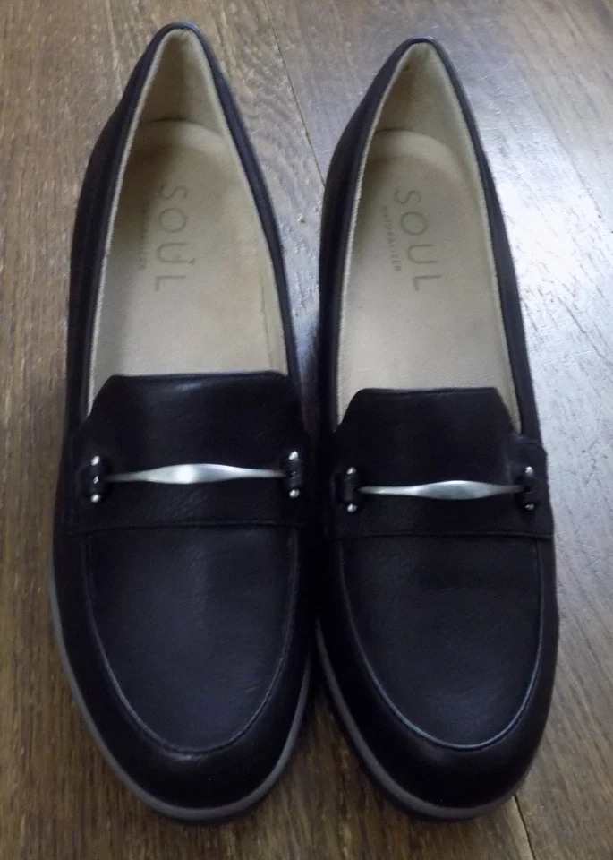 SOUL Naturalizer Achieve Negro Cuña 2.75" Tacones Mocasines Zapatos Talla 10 W Vegano Foto 2 de 4