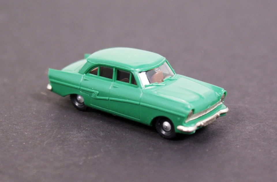 Brekina Models Car, Ford Taurus, Scale Vehicle, #1903, HO Scale, NOS - Image 4 of 4