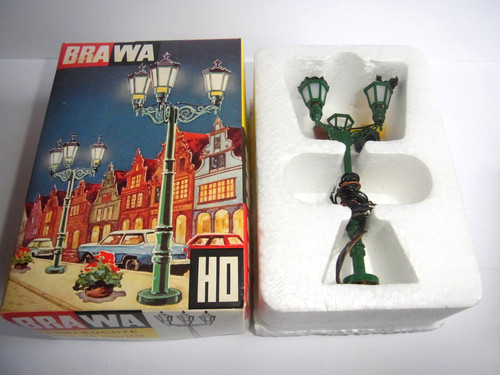 Brawa H0 5221-3 brazos bola lámpara de calle ~ 90 mm - EXCELENTE - EMBALAJE ORIGINAL - lámpara de calle | Zustand: Gebraucht
