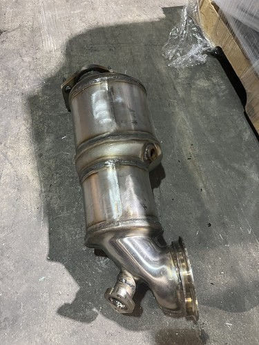 DODGE HORNET CATALYTIC CONVERTER OEM - Picture 2 of 2