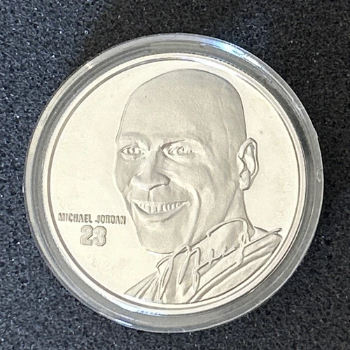 MICHAEL JORDAN BULLS .999 SILVER ELITE ROUND 1997 HIGHLAND MINT & UD COIN 1/2500