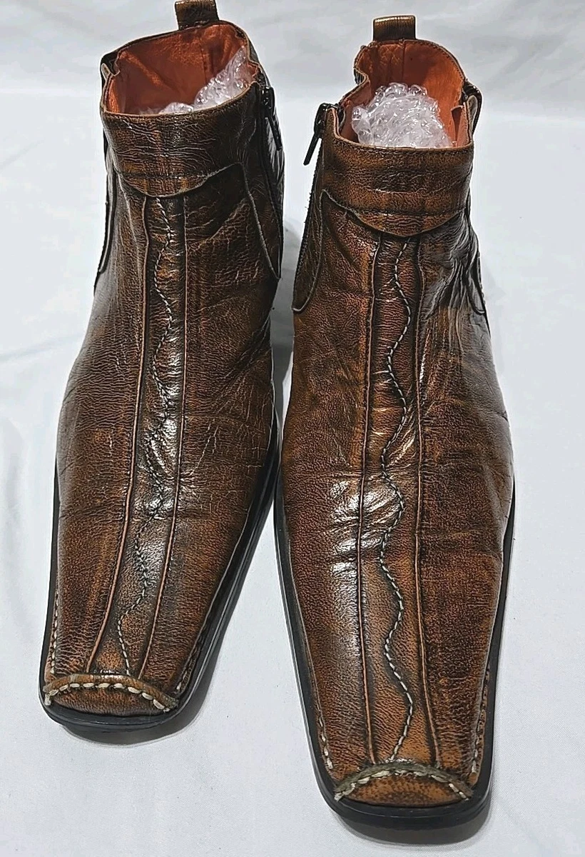 Robert Wayne Footwear Western Boots for Men for Sale | Shop  display picture 2