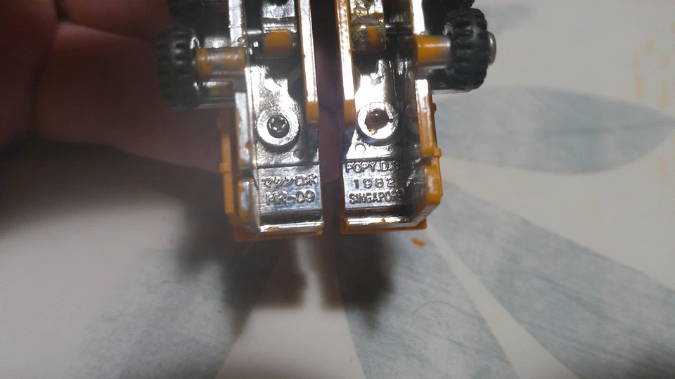 vintage lot de figurine transformers gobots bandai  takara macau à restaurer - Photo 4/4