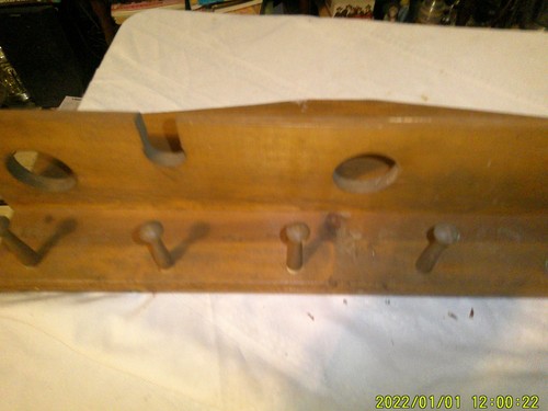 OLD HANDMADE WOODEN BASEBALL MITT BAT BALL HOLDER