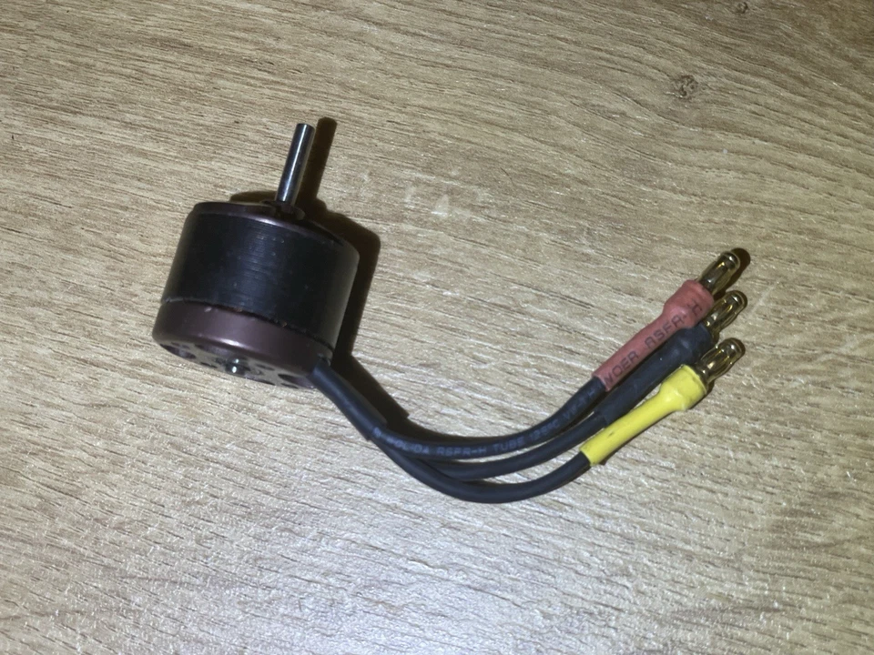 Brushless Motor ø27mm Glocke ø3mm Welle RC Flugzeug Modellbau - Bild 2 von 3