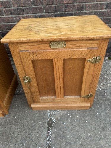 Vintage Set 2 White Clad Oak Icebox Chest End Table Nightstands - Picture 8 of 13