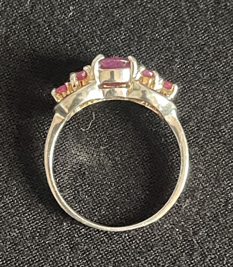 925 Sterling Silver Ring w/Ruby Type Gemstone - image 3