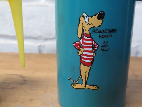2 mugs vintage Walt Kelly's HOWLAND OWL BEAUREGARD HOUND mug / pogo possum comic - Picture 3 of 11