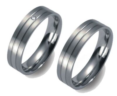 Titanfactory Titan Trauringe 50960 mit Brillant  0,02 ct. Diamant