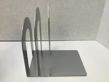 MMF Industries Deluxe Curved Bookend Sorter, Silver