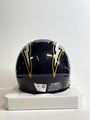 Justin Herbert Signed LA Chargers Throwback Speed Mini Helmet Fanatics - Picture 2 of 3