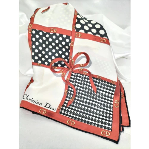 Foulard en soie Christian Dior