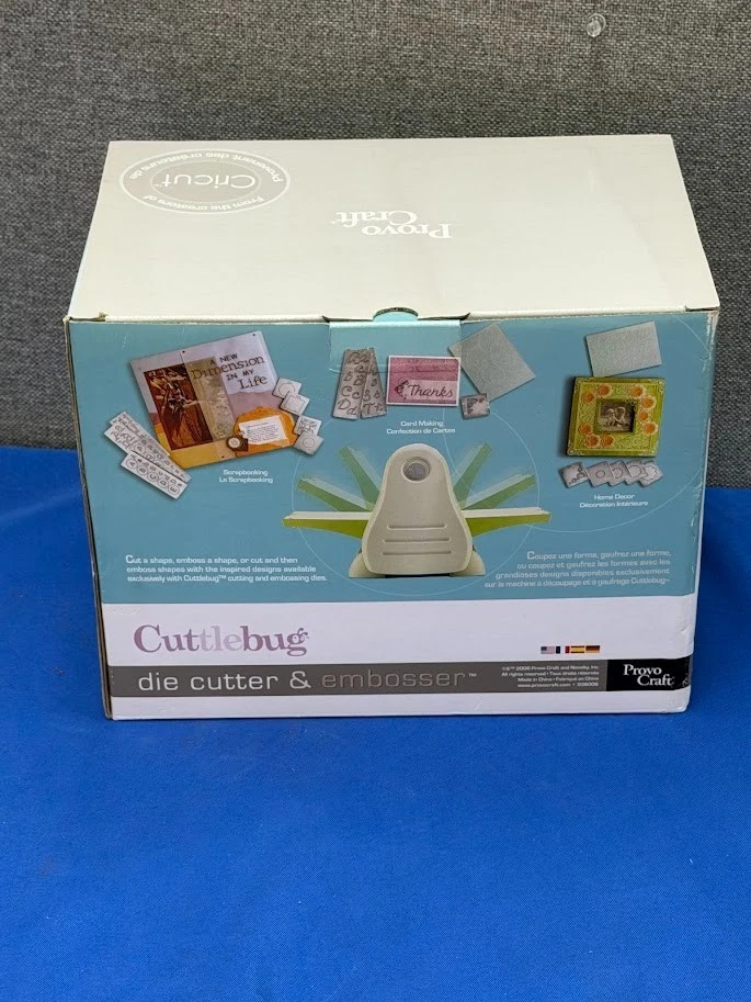 Circuit CUTTLEBUG EMBOSSING AND DIE CUTTING MACHINE w Embossing Folders & Dyes - Image 3 of 4