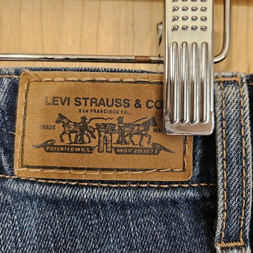 Levis Vintage 90er 515 Capri mittlere Waschung Denim Damengröße 12M Schlitzsaum mittlere Leibhöhe - Bild 13 von 17