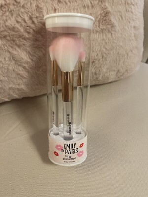 Essence Emily In Paris Mini Brushes Set